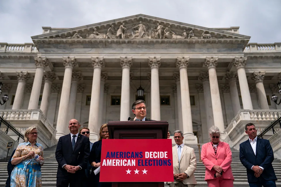 Capitol Hill Considers Ban On Lawmakers Dating Staff As Ethics Overhaul Gains Momentum