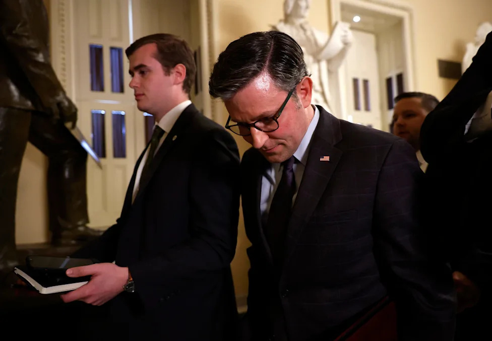 Capitol Hill Considers Ban On Lawmakers Dating Staff As Ethics Overhaul Gains Momentum