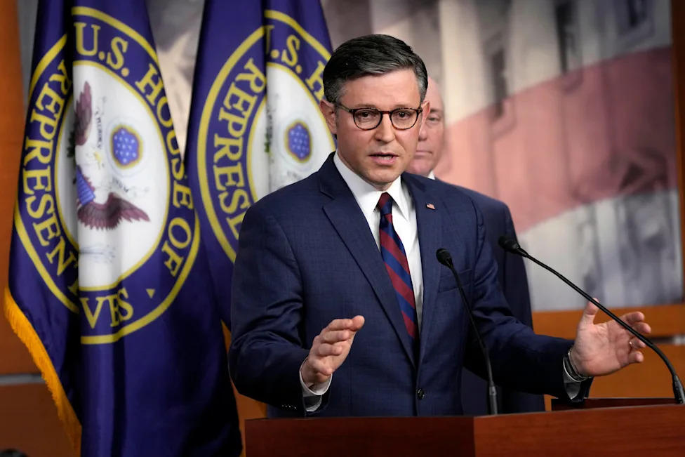 Capitol Hill Considers Ban On Lawmakers Dating Staff As Ethics Overhaul Gains Momentum
