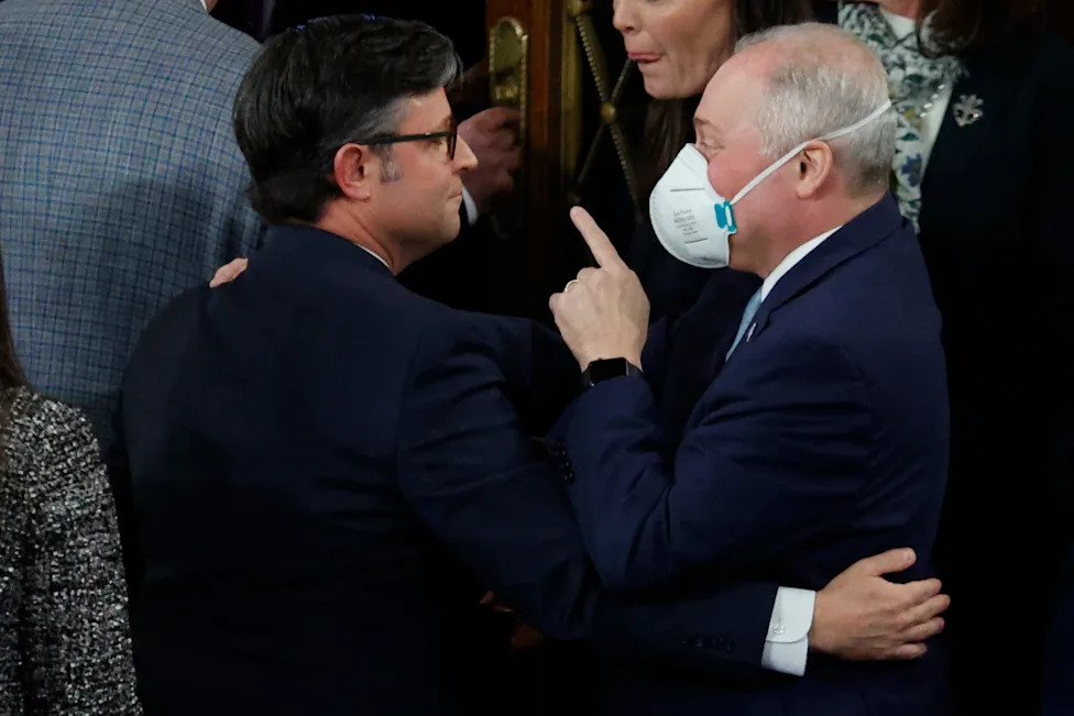 Capitol Hill Considers Ban On Lawmakers Dating Staff As Ethics Overhaul Gains Momentum