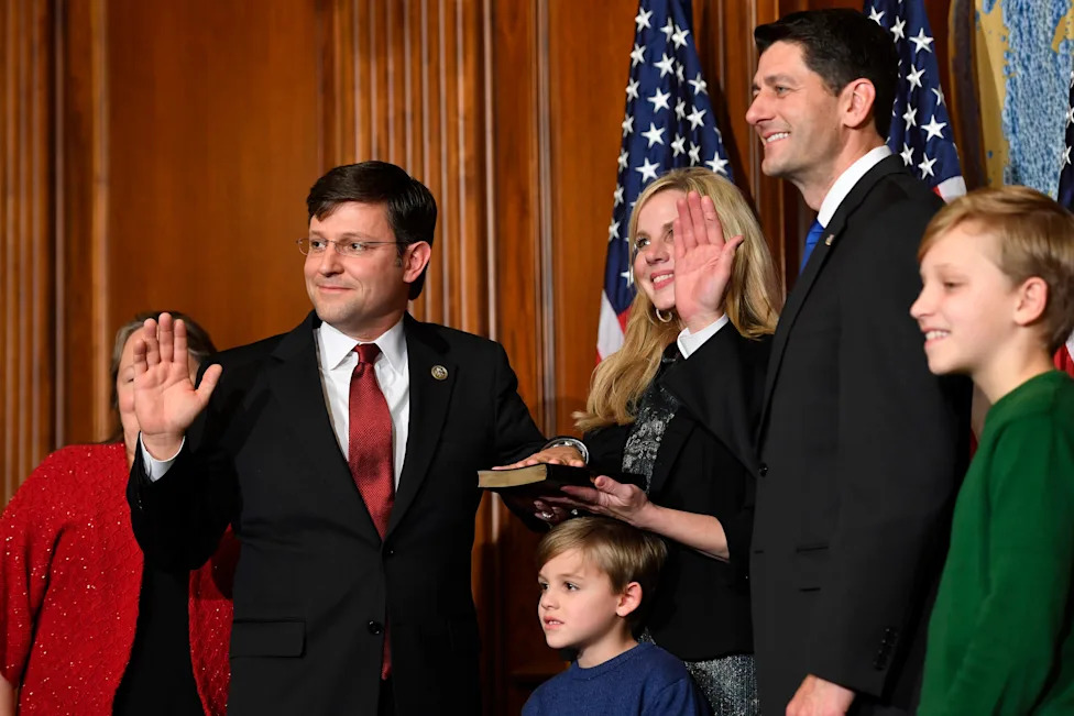 Capitol Hill Considers Ban On Lawmakers Dating Staff As Ethics Overhaul Gains Momentum