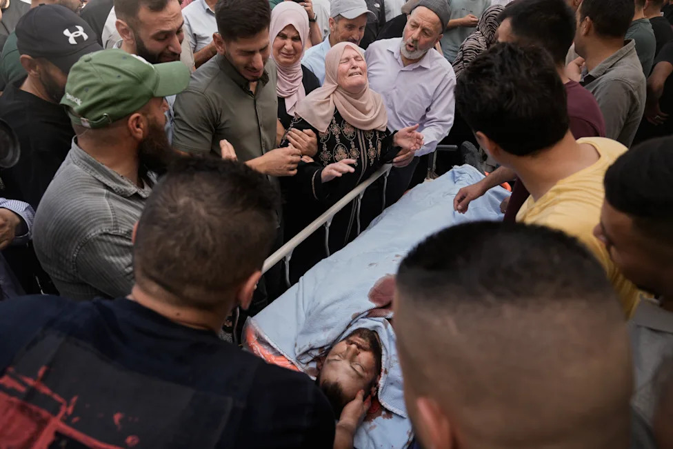 Fotografije Pokazuju Posledice Nasilja u Gazi i na Zapadnoj Obali — Smrtonosna Konfrontacija u Selu Tell