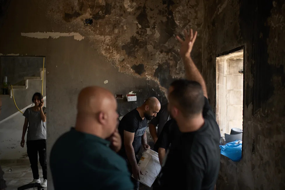 Fotografije Pokazuju Posledice Nasilja u Gazi i na Zapadnoj Obali — Smrtonosna Konfrontacija u Selu Tell