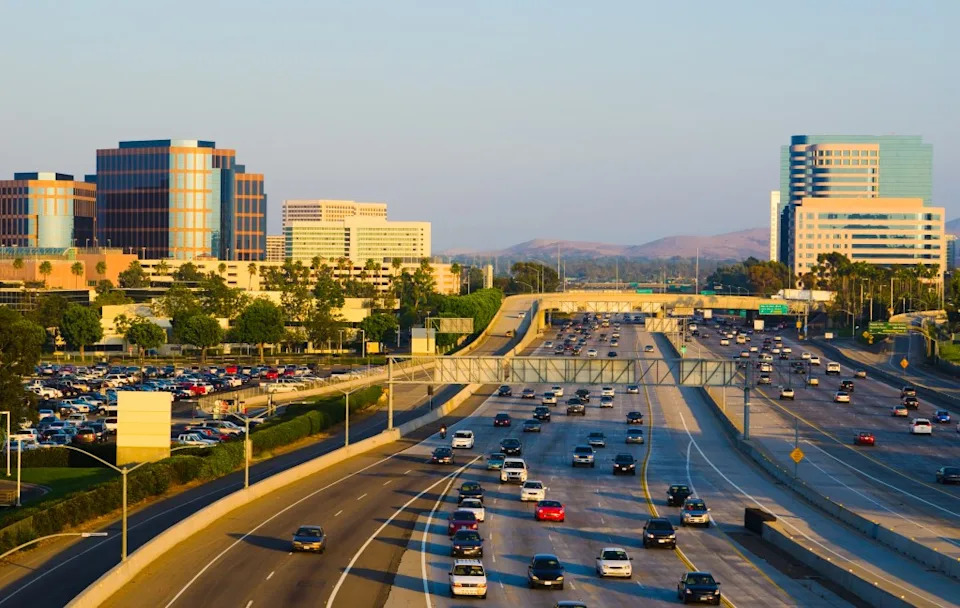 California's Vehicle-Theft Divide: Oakland Tops National List While Irvine, Thousand Oaks Rank Among Safest