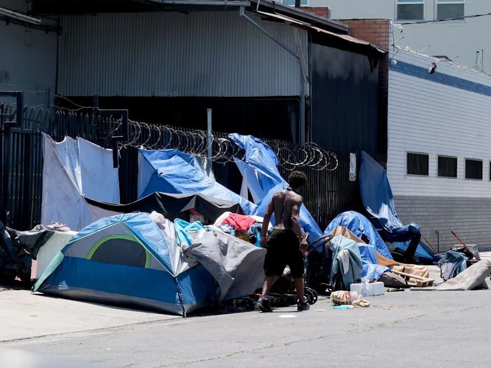 Delayed LA Homeless Count Undercuts Mayor Bass and Leaves Voters With a Tough Choice