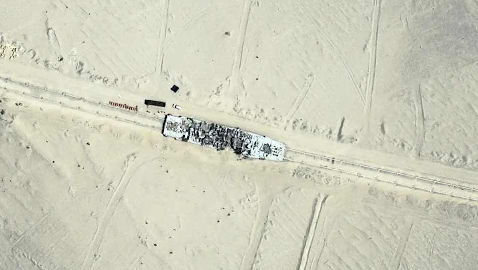 U pustinji: Kina gradi realistične replike američkih ratnih brodova, baza i tajvanskih zgrada za testiranje raketa