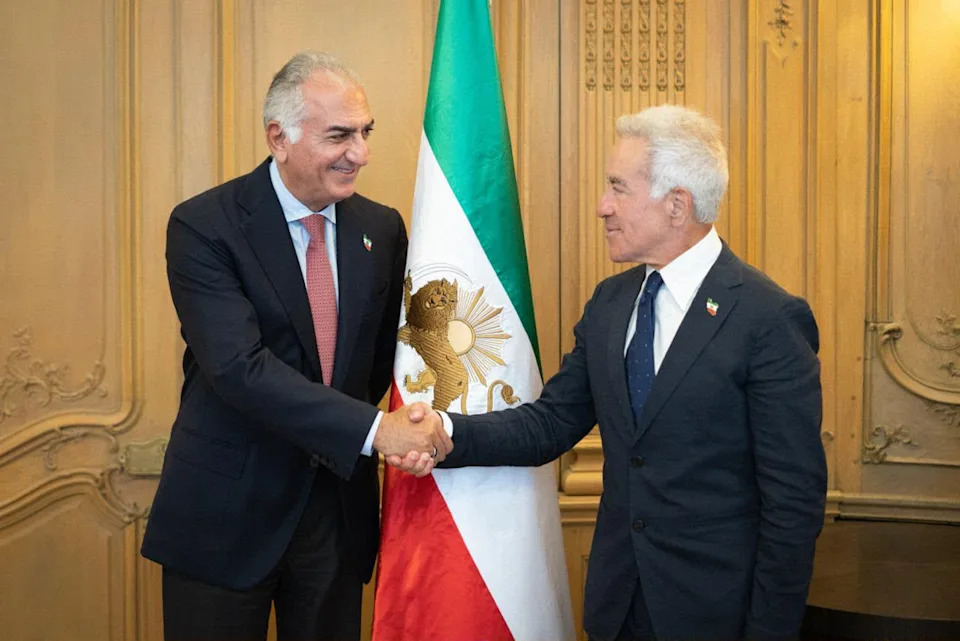 Sylvan Adams Meets Reza Pahlavi in Paris, Presents Jerusalem‑Stone Mezuzot and Calls for Prepared Israel–Iran Diplomacy
