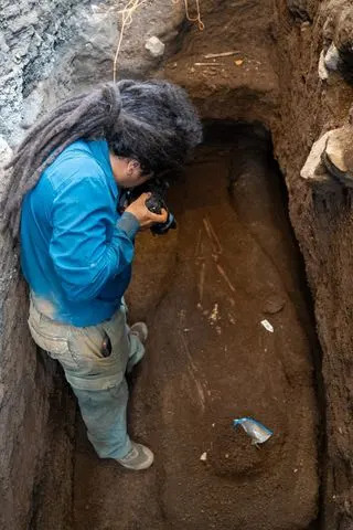 3,000-Year-Old Pre-Hispanic Burial Near San Salvador Yields Skull, Turtle-Shaped Vessel and Cassava Remains
