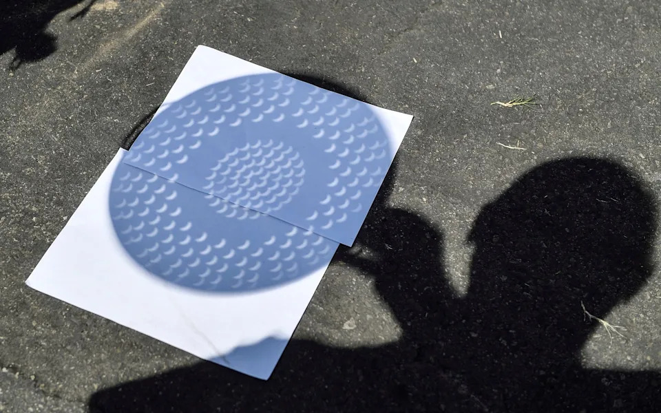 Experts Urge Using a Colander or Pinhole Viewer to Safely Watch Britain’s Biggest Solar Eclipse Since 1999