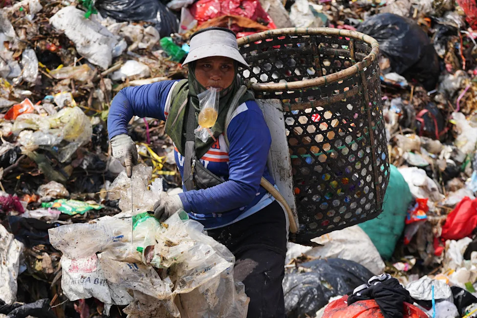 Indonesia Moves to Curb Methane at Bantargebang: What the Landfill Reform Means for Thousands of Scavengers