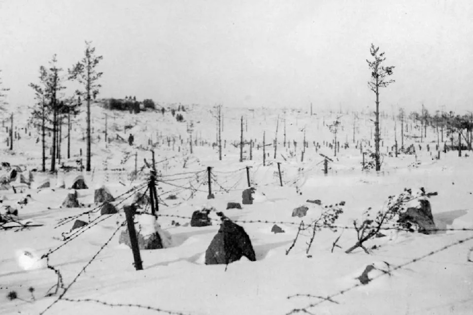 „Bela Smrt“: Simo Häyhä — Snajperista Koji Je Navodno Imao Do 542 Potvrđena Ubistva