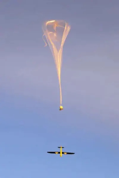 Aerostar Pretvara Balone Stratosfere u „Majke‑Dronova“ — Upornost, Relej Komunikacija i ALE Mogućnosti