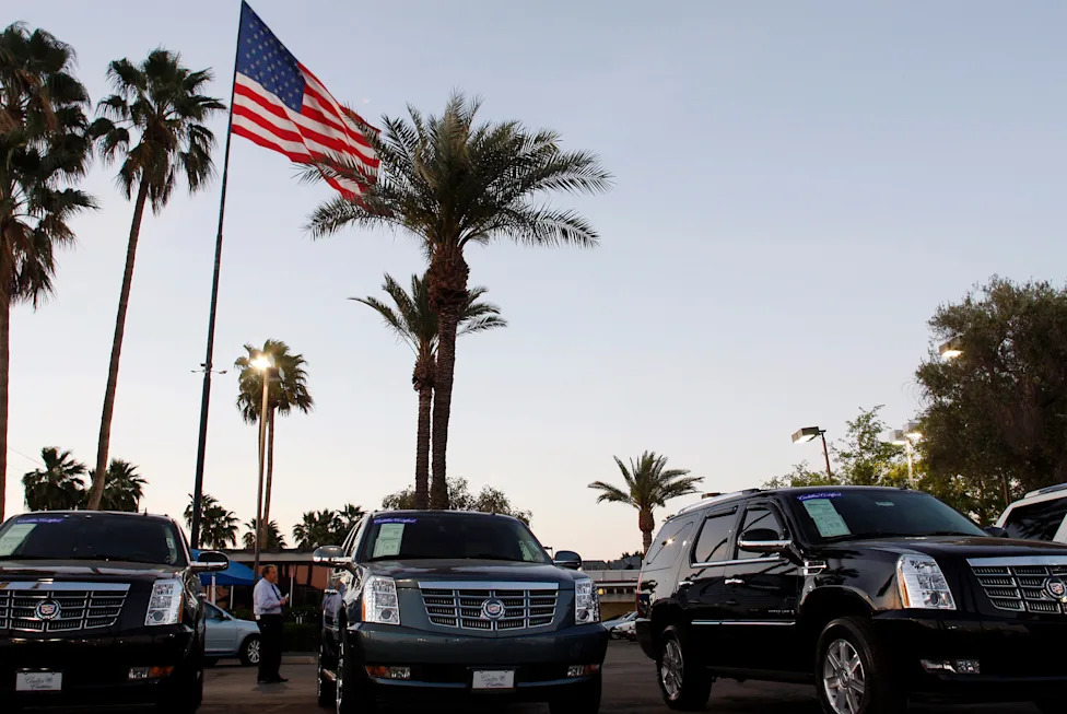 Trump: White House Ordered 250 Cadillac Escalades — 