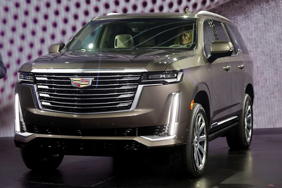 Trump: White House Ordered 250 Cadillac Escalades — 