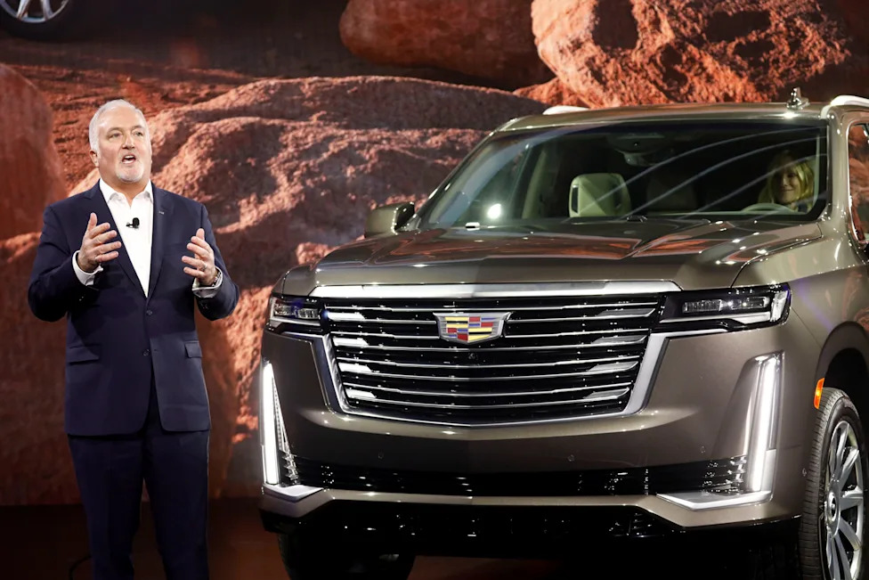 Trump: White House Ordered 250 Cadillac Escalades — 