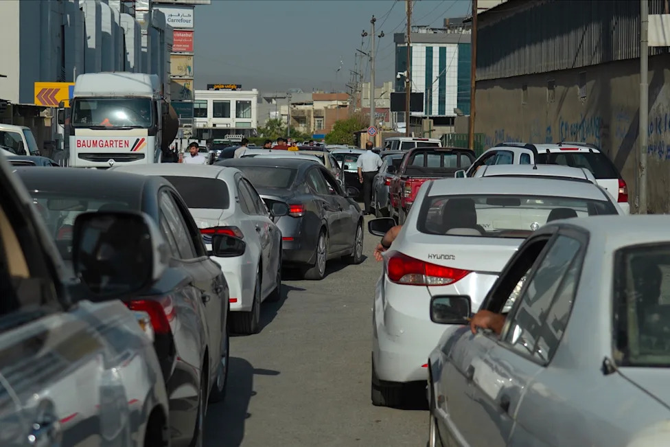 Drivers Endure Night-Long Queues in Irbil as War-Driven Fuel Shortage Paralyzes Kurdish Region