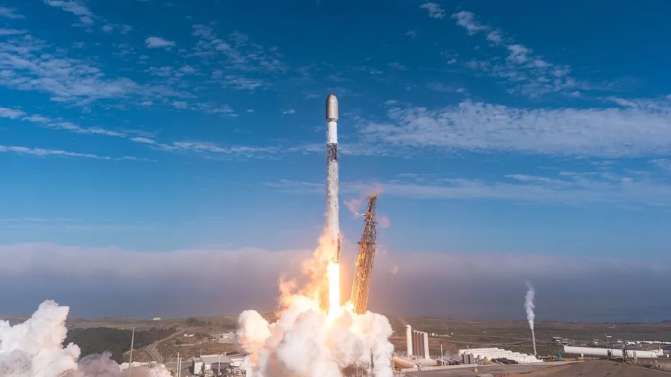 SpaceX lansirao 24 Starlink satelita nakon testnog leta Starshipa — Booster 1100 uspešno sleteo