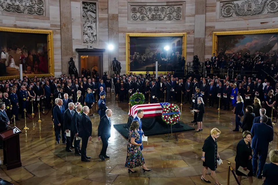 Trump Eulogizes Lindsey Graham as a “True American Original” at National Cathedral