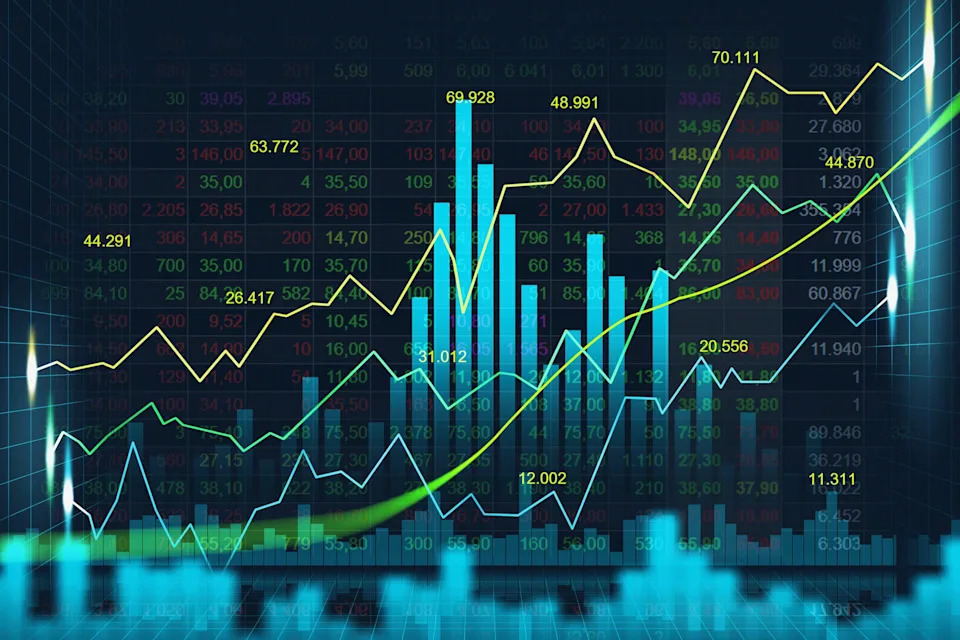 AI Is Reshaping Newsrooms — How Reuters, the BBC and The Guardian Are Taking Different Paths