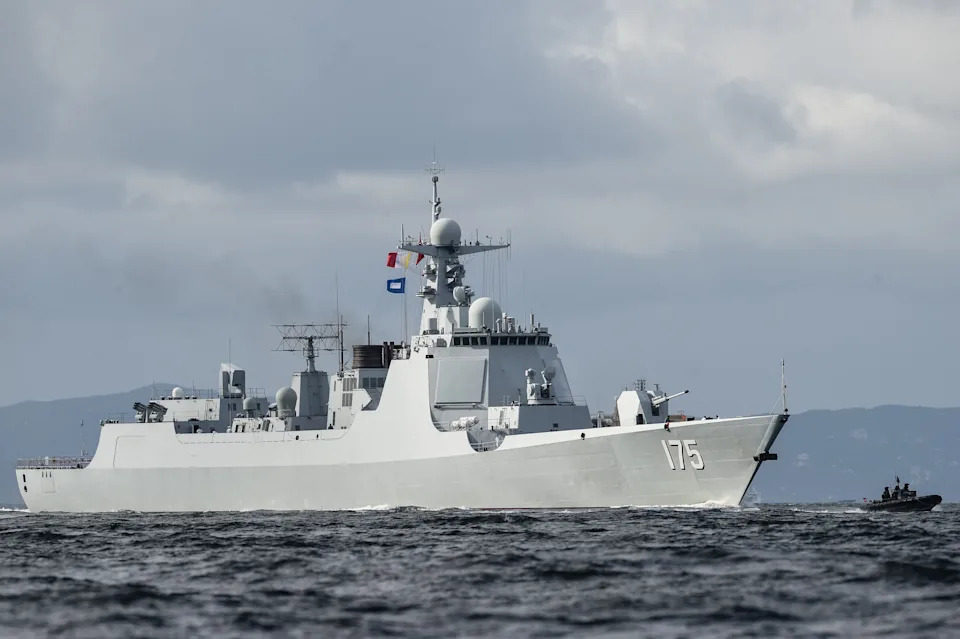 Kina Lansirala Hipersonični Projektil YJ-20 Sa Razarača Type 052D — Širenje Pomorskih Sposobnosti PLAN‑a
