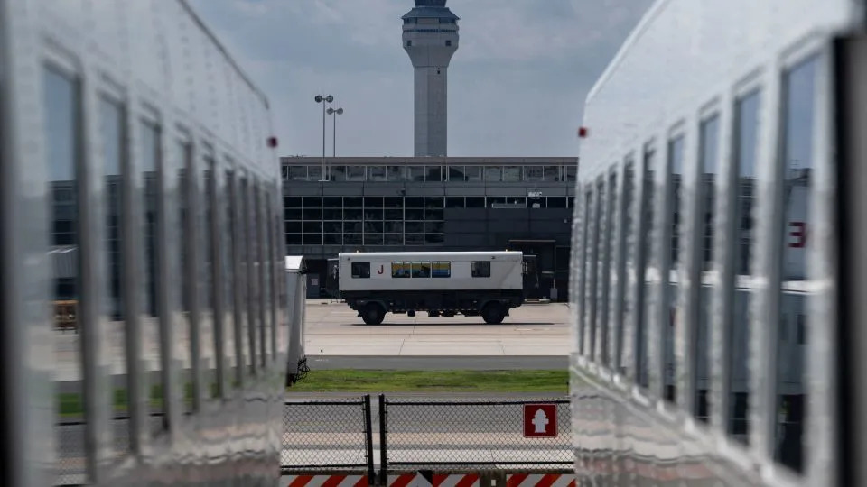 Trump Unveils $22.5B Plan to Modernize Dulles Airport — But Polls Show DC Construction Is Unpopular