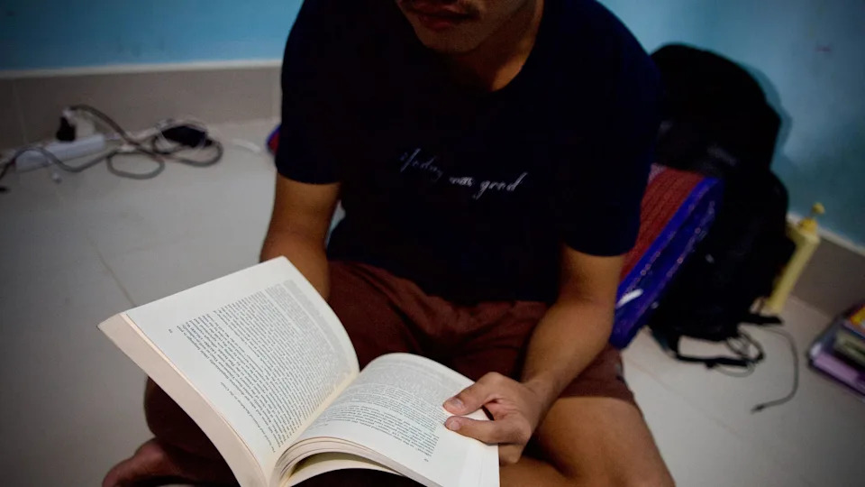 Mae Sot: Izgnanstvo, Umor i Slomani Snovi o Revoluciji u Mjanmaru