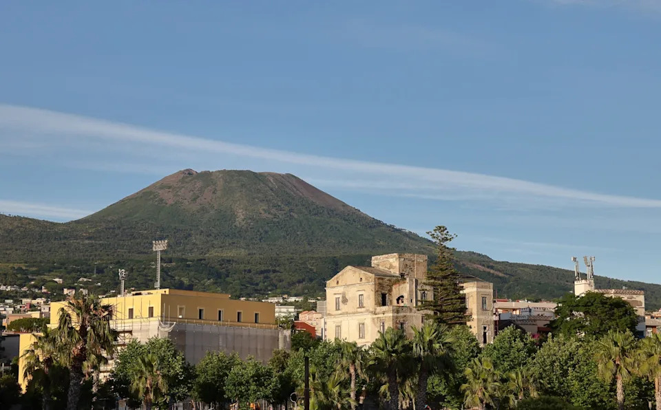 Pompeja: Restauriran Fresk Dionisa i Ariadne Na Plafonu Kuće Posle 2.000 Godina