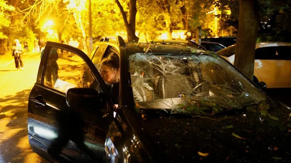 Ruski balistički udari pogodili Kijev: Najmanje 9 mrtvih i 23 ranjena — Zelenski ponovo traži Patriot presretače