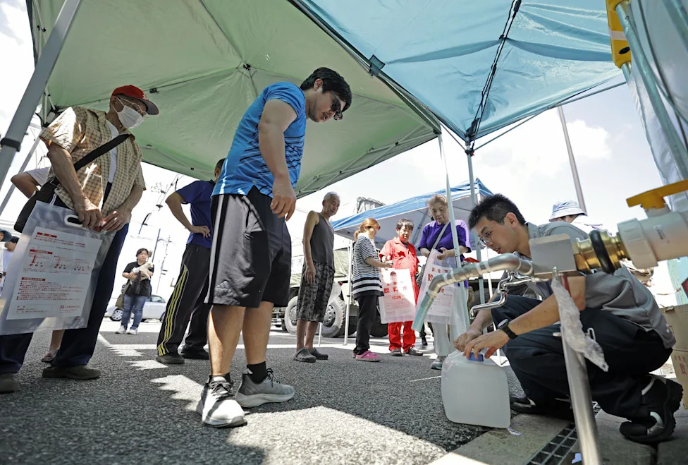 Japan Concludes Mall Rescue After Powerful Kumamoto Quake; Wider Search Continues