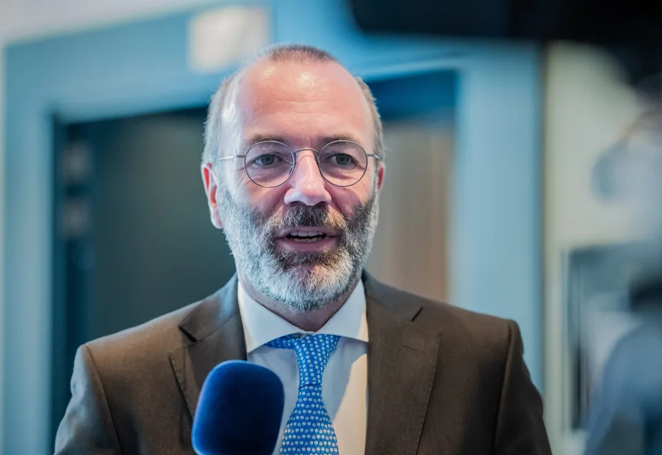 EU Conservative Leader Urges Granting Frontex Command Powers After Ceuta Influx