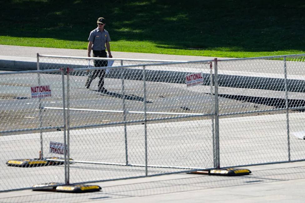 DOJ Drops Vandalism Charges After Contractor Error Blamed for Reflecting Pool Damage