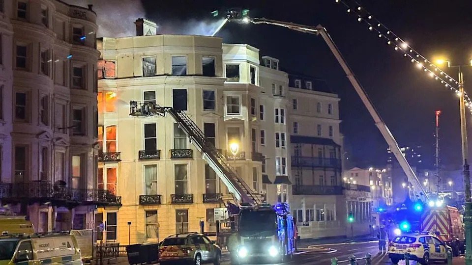 Oscar Wilde Suite Rediscovered During Restoration Of Fire-Damaged Royal Albion Hotel