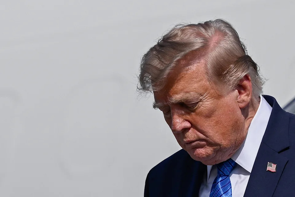 Trump’s Approval Falls to About 33% — Only Nixon Polled Lower Late in a Second Term