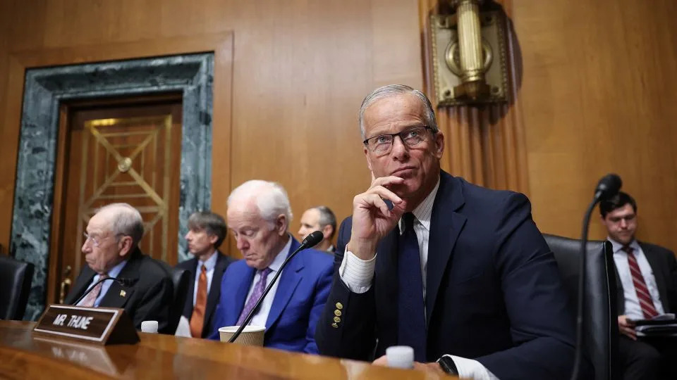 ‘We Are Knifing Each Other’: Trump-Thune Rift Splinters Senate GOP Ahead Of Midterms