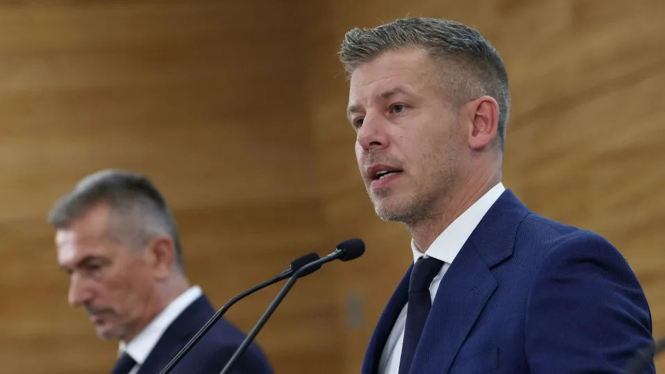 Paks Na Ivici Gašenja: Dunav Na Rekordno Niskom Nivou Preti Energetskoj Krizi U Evropi