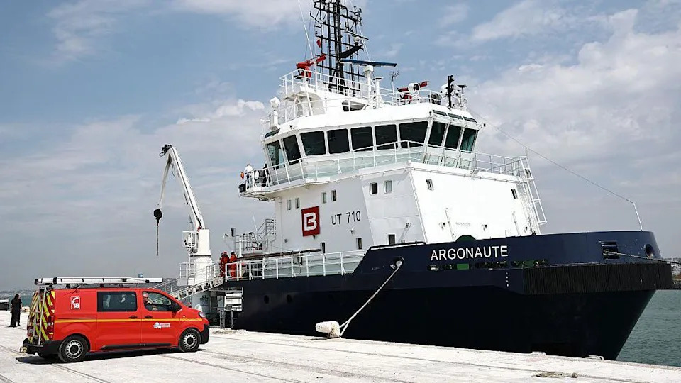 Drama na Engleskom kanalu: Više od 170 migranata spašeno nakon požara na čamcu
