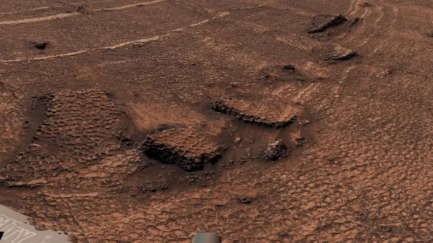 Curiosity Posle 14 Godina: Velike Pukotine Na Točkovima Pokazuju Trošenje Na Marsu