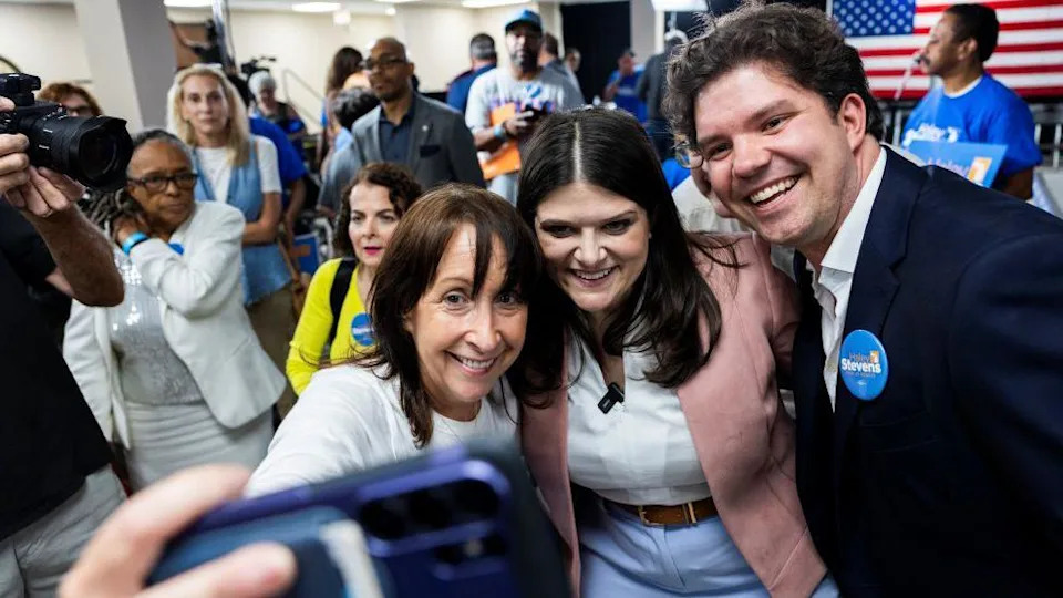 Michigan Senate Primary Tests Democratic Party’s Future as Stevens Faces El‑Sayed