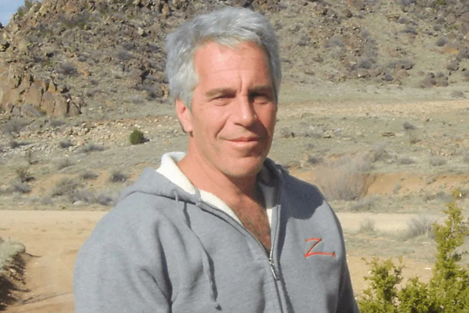 Sen. Wyden Says Banks Failed to Flag $250M Linked to Epstein — Reporter’s Unaired 60 Minutes Segment Raises Questions