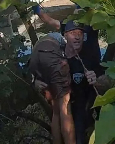 28-Year-Old Pulled From Upside-Down Truck After Plunging Off Ohio Highway — Quick-Thinking Firefighters Called ‘Extraordinary’