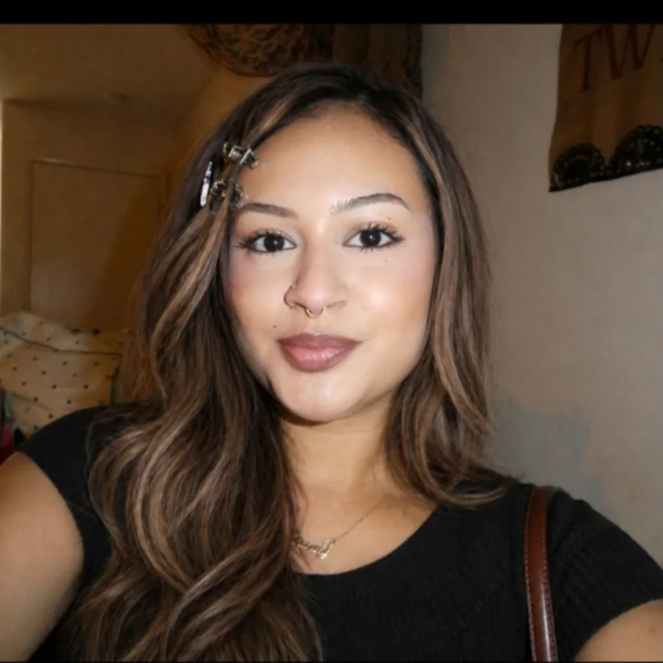 UCLA Sorority Sister Dies After Falling From Seattle Apartment; Family Questions Circumstances