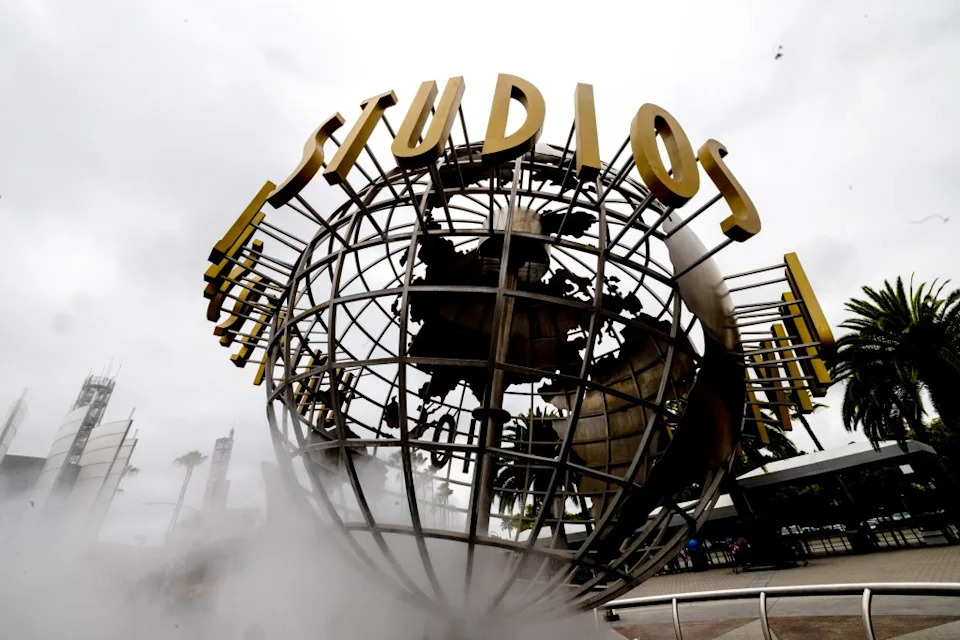 Measles Exposure at Universal Studios Hollywood After Infected Visitor Spent 11 Hours in Park