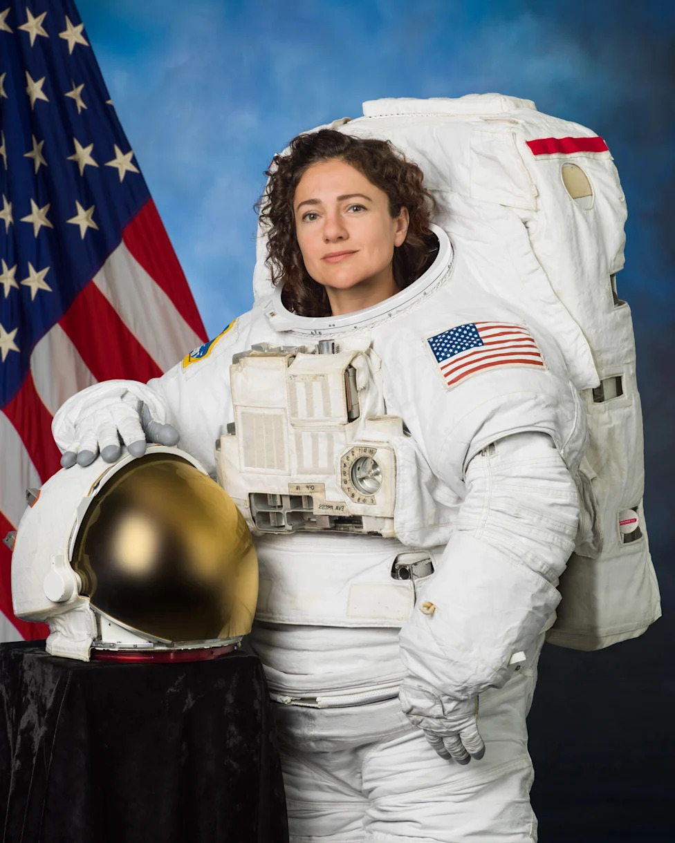 Uživo: Jessica Meir i Anil Menon Izlaze u Svemir — Svemirska Šetnja Sa ISS 6. Avgusta