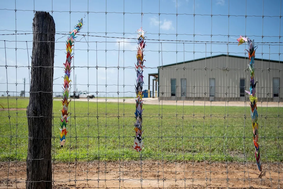 21-Year-Old Pregnant Mother and Infant Held More Than 40 Days at Dilley Family Detention Center, Family Says