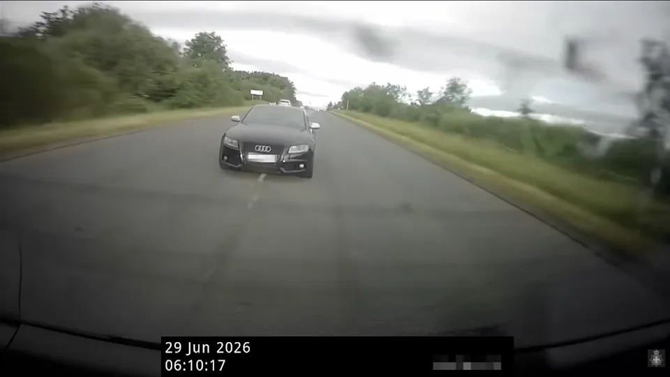 Potera pri 140 mph: 17-godišnjak u ukradenom Audi S5 uhapšen — V8 nije pomogao