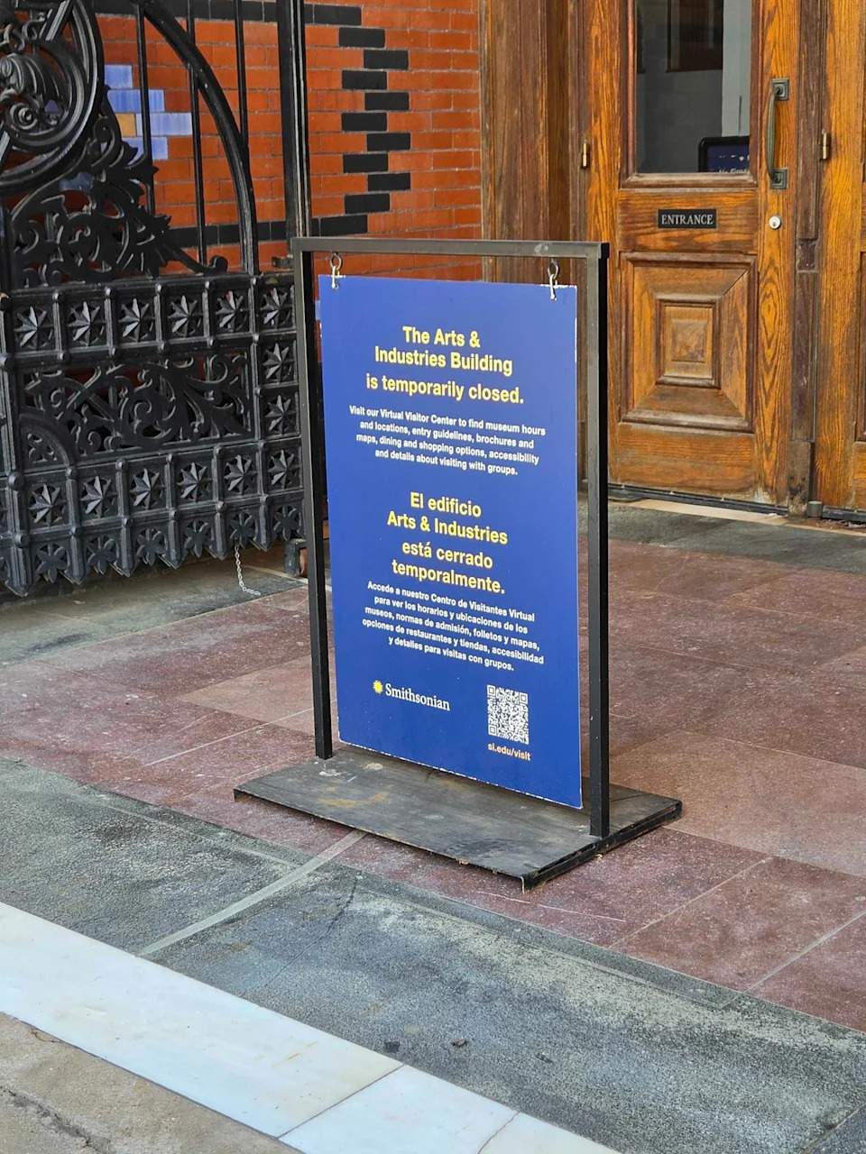 Seven Smithsonian South Mall Museums Temporarily Closed After GSA Chilled‑Water Outage — Closures Come Amid White House Dispute