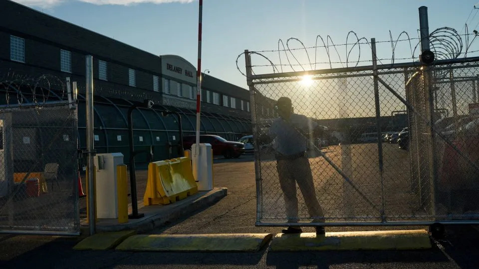 Salvadoran Detainee Dies After Reporting Numbness at Controversial Newark ICE Facility