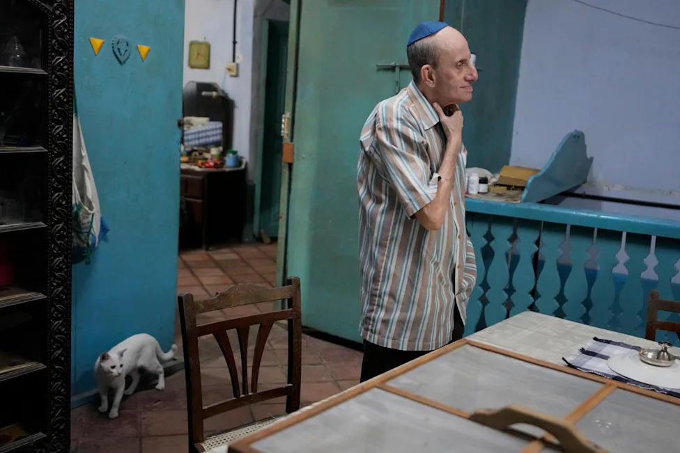Last Cochin Jews: Two Men Fight to Keep Kochi's Centuries-Old Jewish Heritage Alive