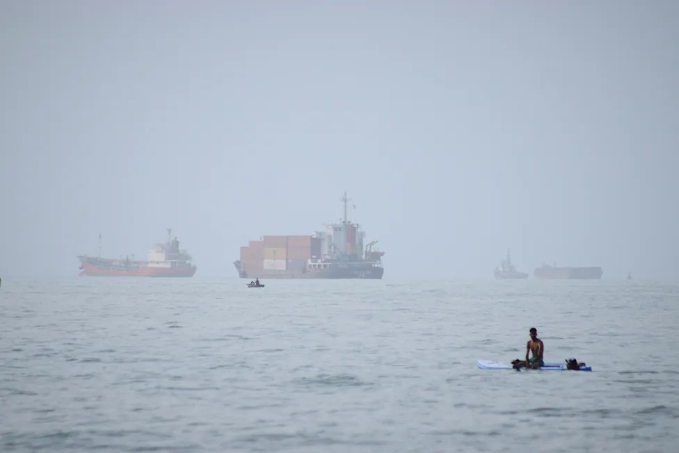 Reopening The Strait Of Hormuz Could Force Trump Into A Rare Compromise, Officials Say