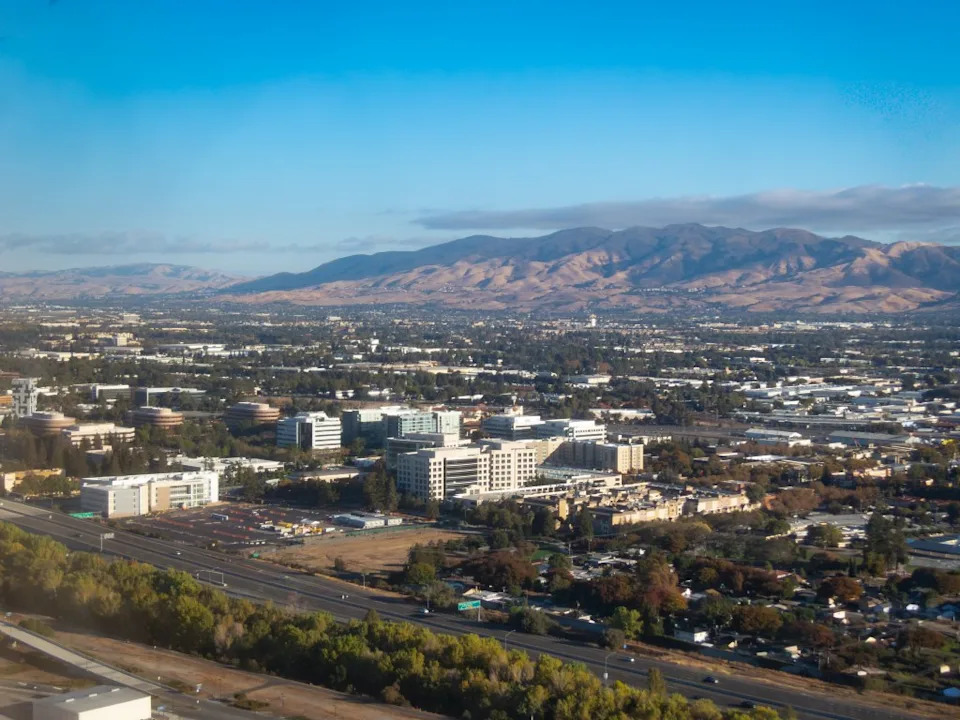 Half of Silicon Valley Residents Own Less Than 1% of Regional Wealth, Report Reveals Stark Gap